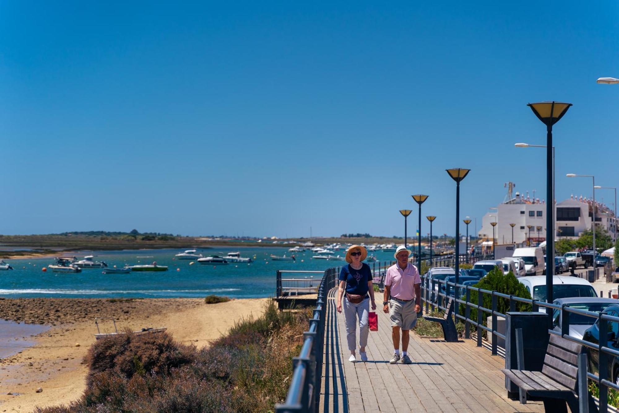Kampaoh Tavira Hotel Exterior foto